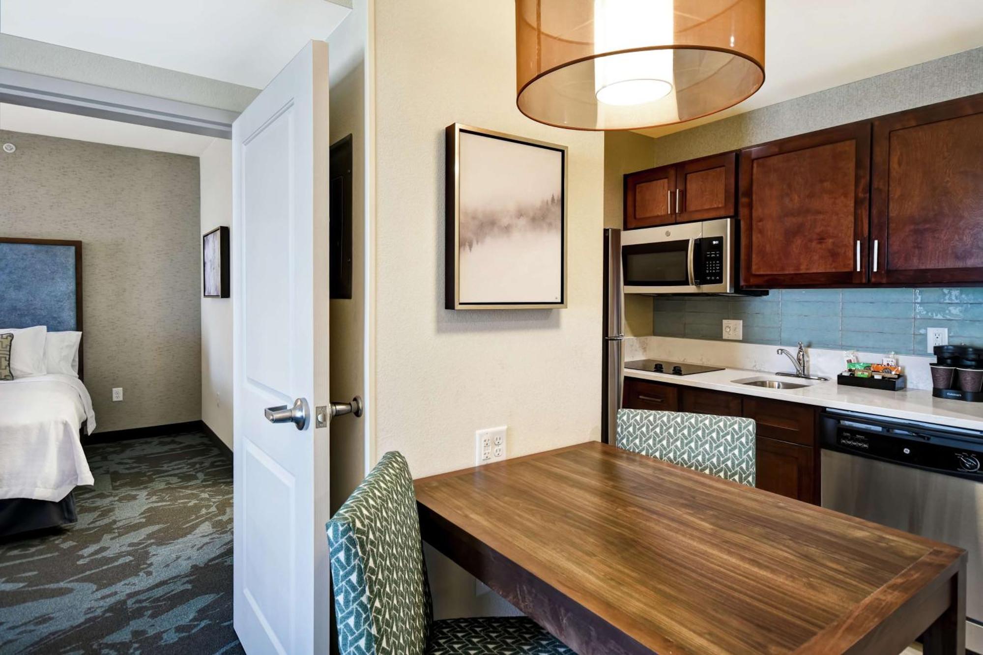 Homewood Suites By Hilton Salt Lake City Airport Exterior photo